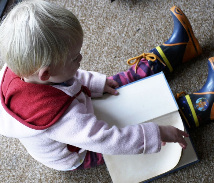Villagehall Header Image hall child